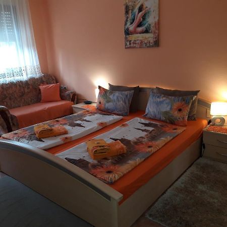 Apartment Nela Ni Dış mekan fotoğraf