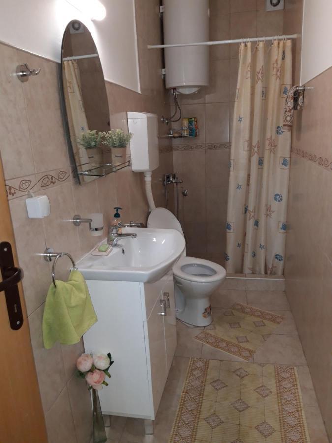 Apartment Nela Ni Dış mekan fotoğraf