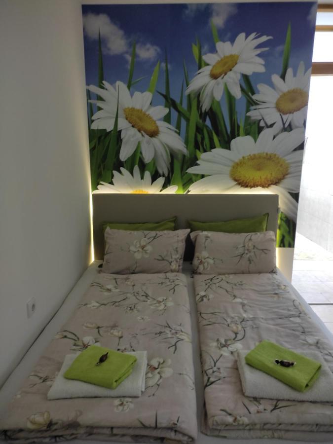 Apartment Nela Ni Dış mekan fotoğraf