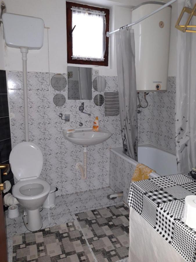 Apartment Nela Ni Dış mekan fotoğraf